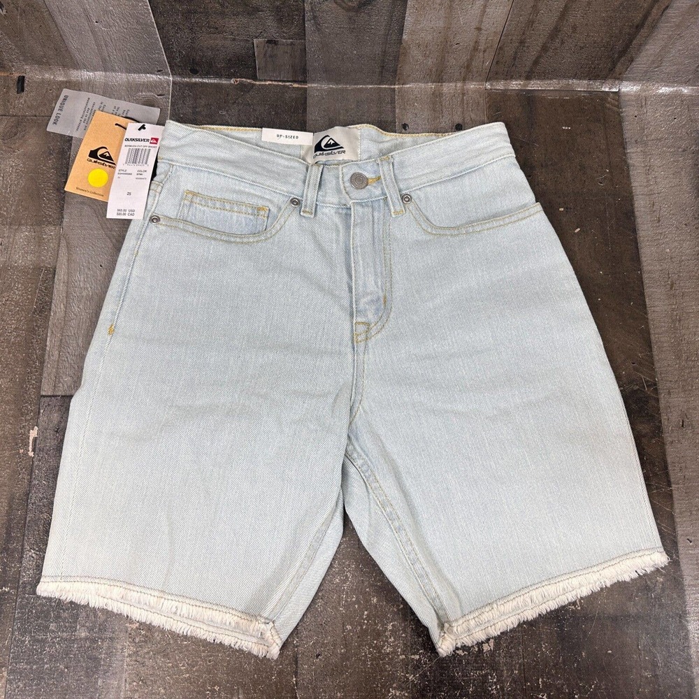 Quiksilver Bermuda Cut Off Short Size 25 Women NWT Light Wash - Up Sized